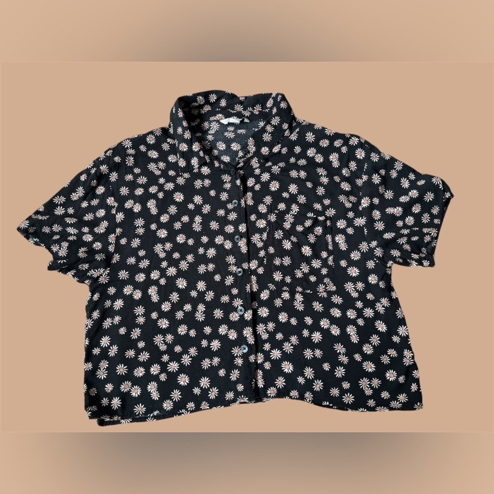 American Eagle Black Floral Blouse